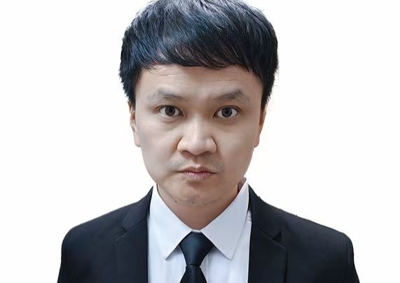 西装靓照^_^公司要求一张形象照，去外面拍很贵，自己网购服装设置自已拍